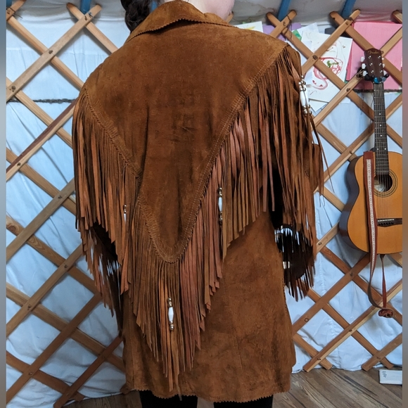 🍁 Vintage Leather Fringed Jacket - Made in Canada - Women’s Medium - Picture 4 of 11
